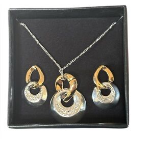 Vintage Avon Two-Tone Eternity Circle Necklace and Earring Set.